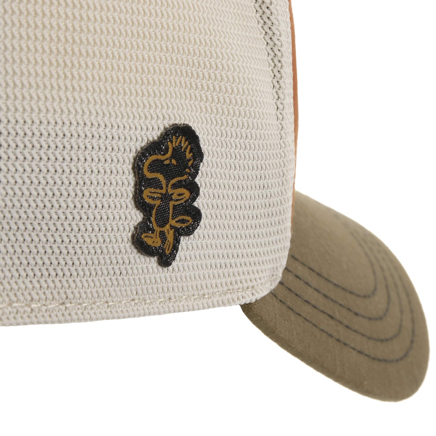 CAPSLAB Peanuts Snoopy Happy Guitar Orange Brown