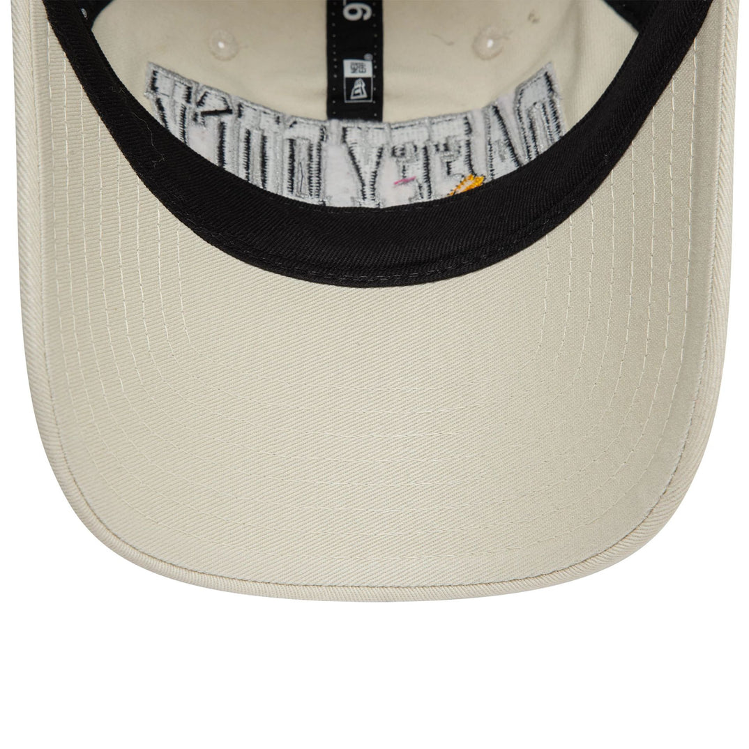 New Era Daffy Duck Warner Brothers Washed Cream 9TWENTY