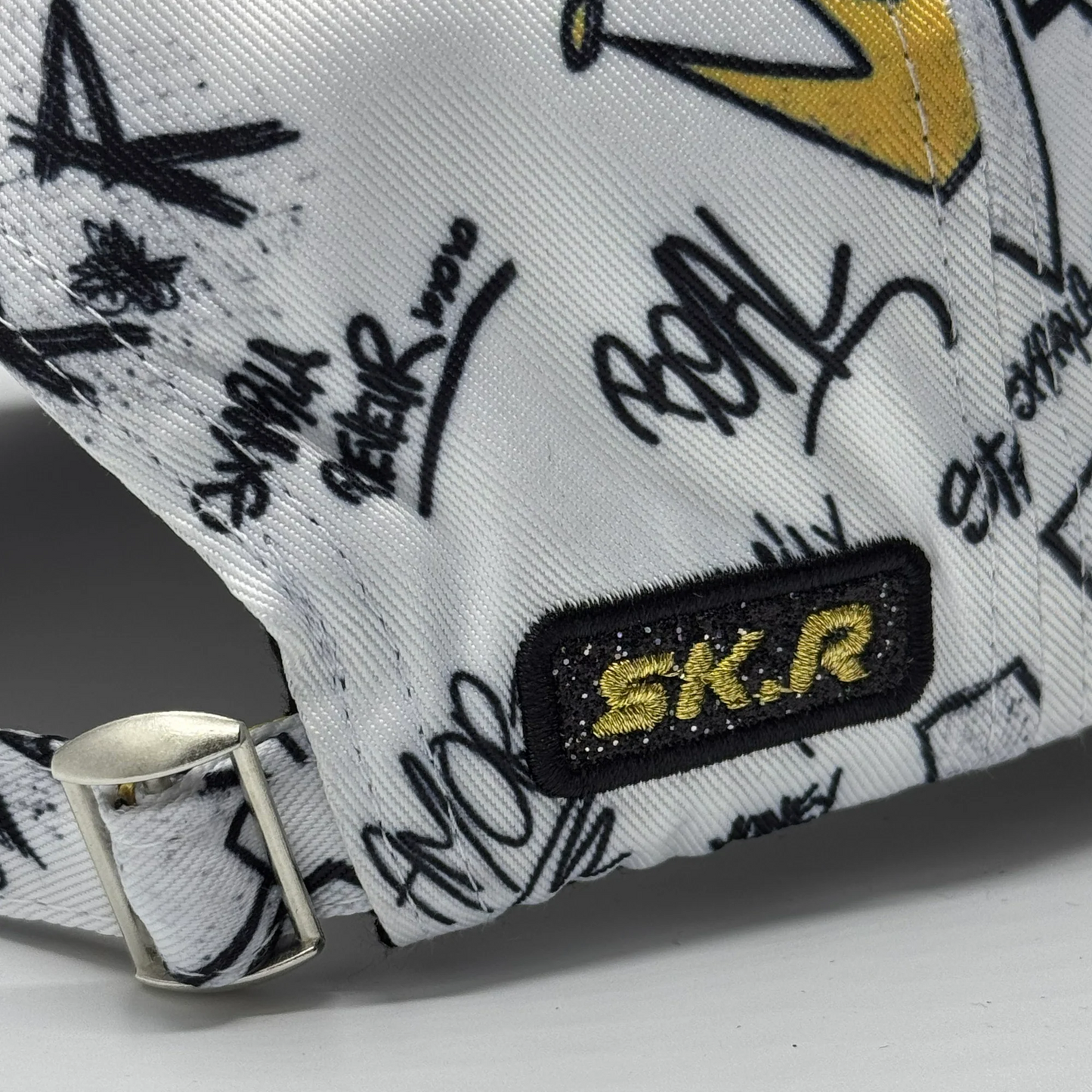 SK.R KIDS PLATA O PLOMO WHITE RED HEART