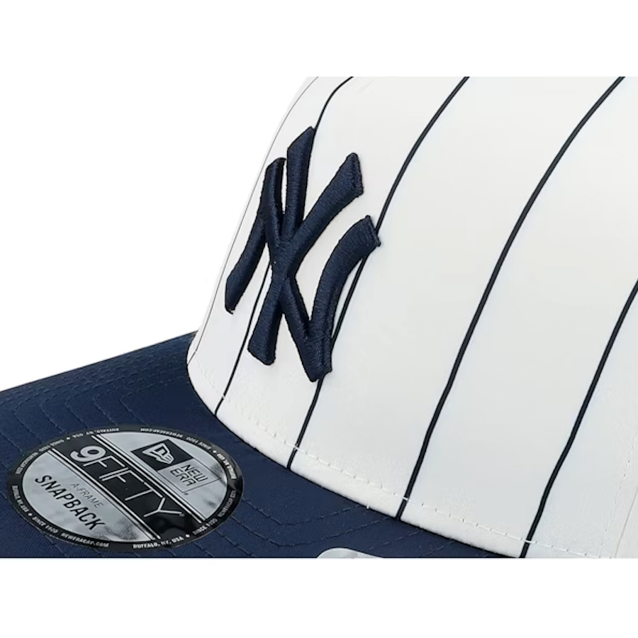 New Era NY New York Yankees  9Fifty A-Frame Satin Pinstripe White/Navy